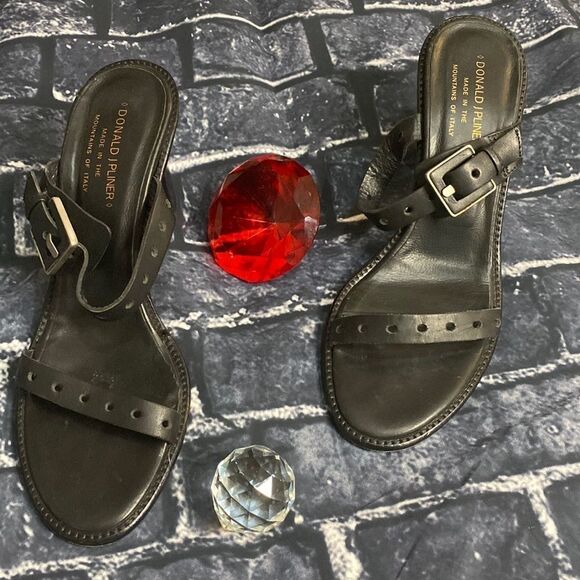 Donald Pliner black leather heel sandals - Picture 1 of 9